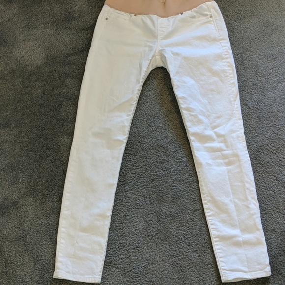 GAP MATERNITY JEANS - Picture 2 of 4